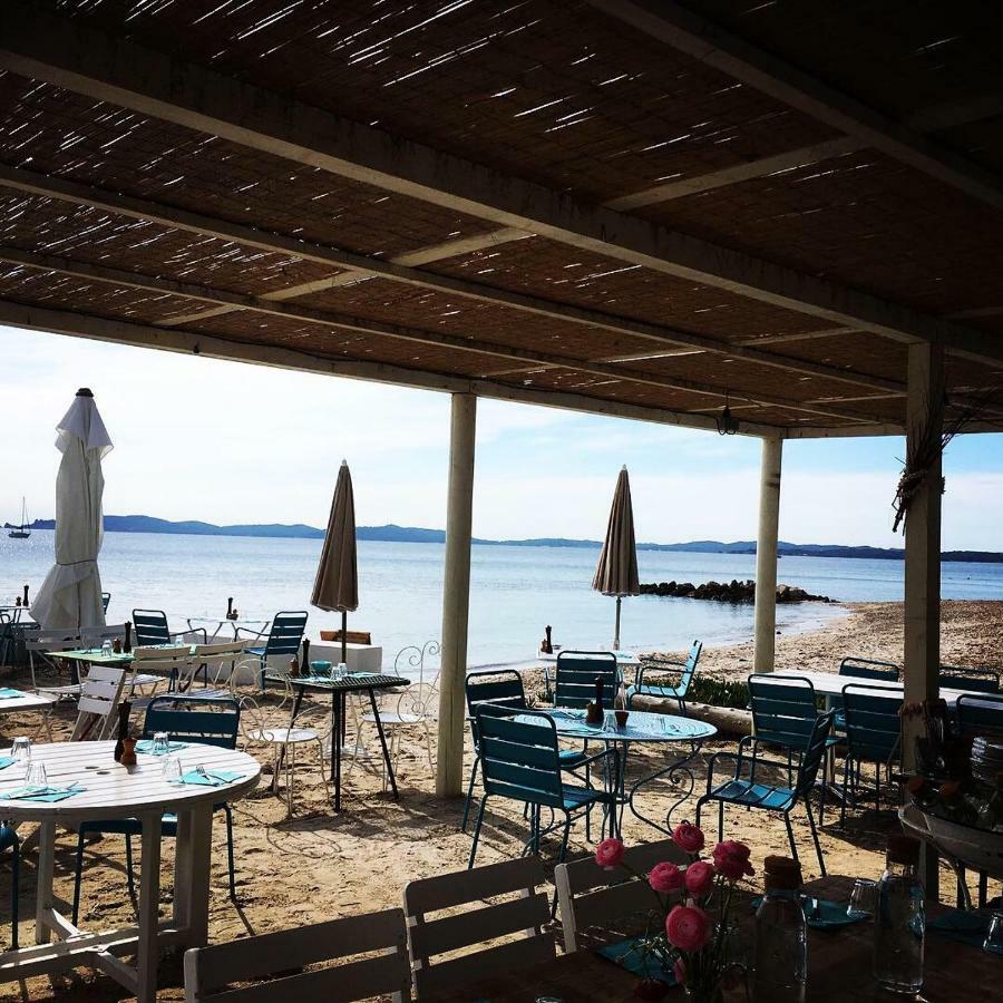 Hotel Lido Beach Hyères Exteriör bild